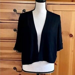 89th & Madison Black Open-Front Cropped Cardigan